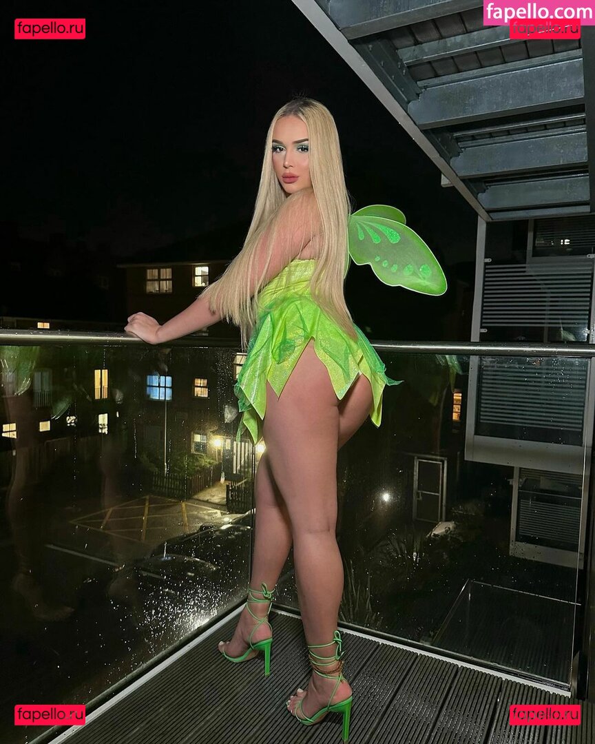 Hillary / Hillawood / https: Onlyfans Photo Gallery 