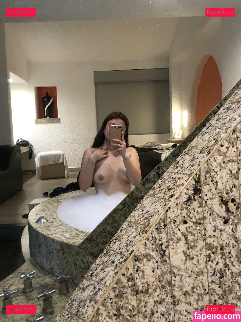 cryss.rd / crysssrd Onlyfans Photo Gallery 