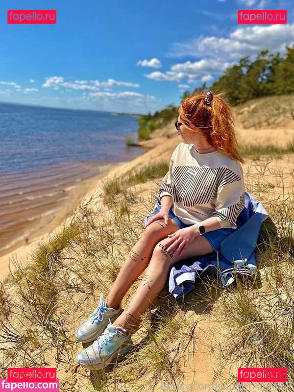 Ginger Ale MILF / GingerAleMILF / https: Onlyfans Photo Gallery 