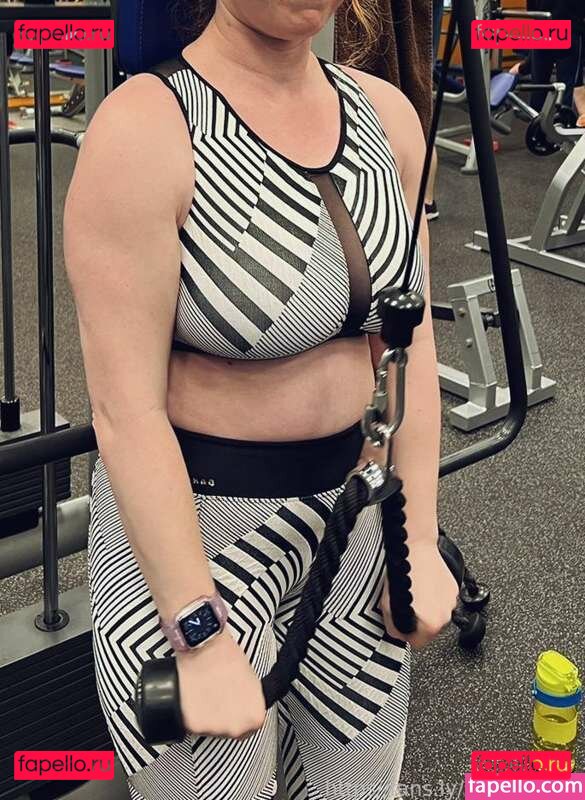 Ginger Ale MILF / GingerAleMILF / https: Onlyfans Photo Gallery 