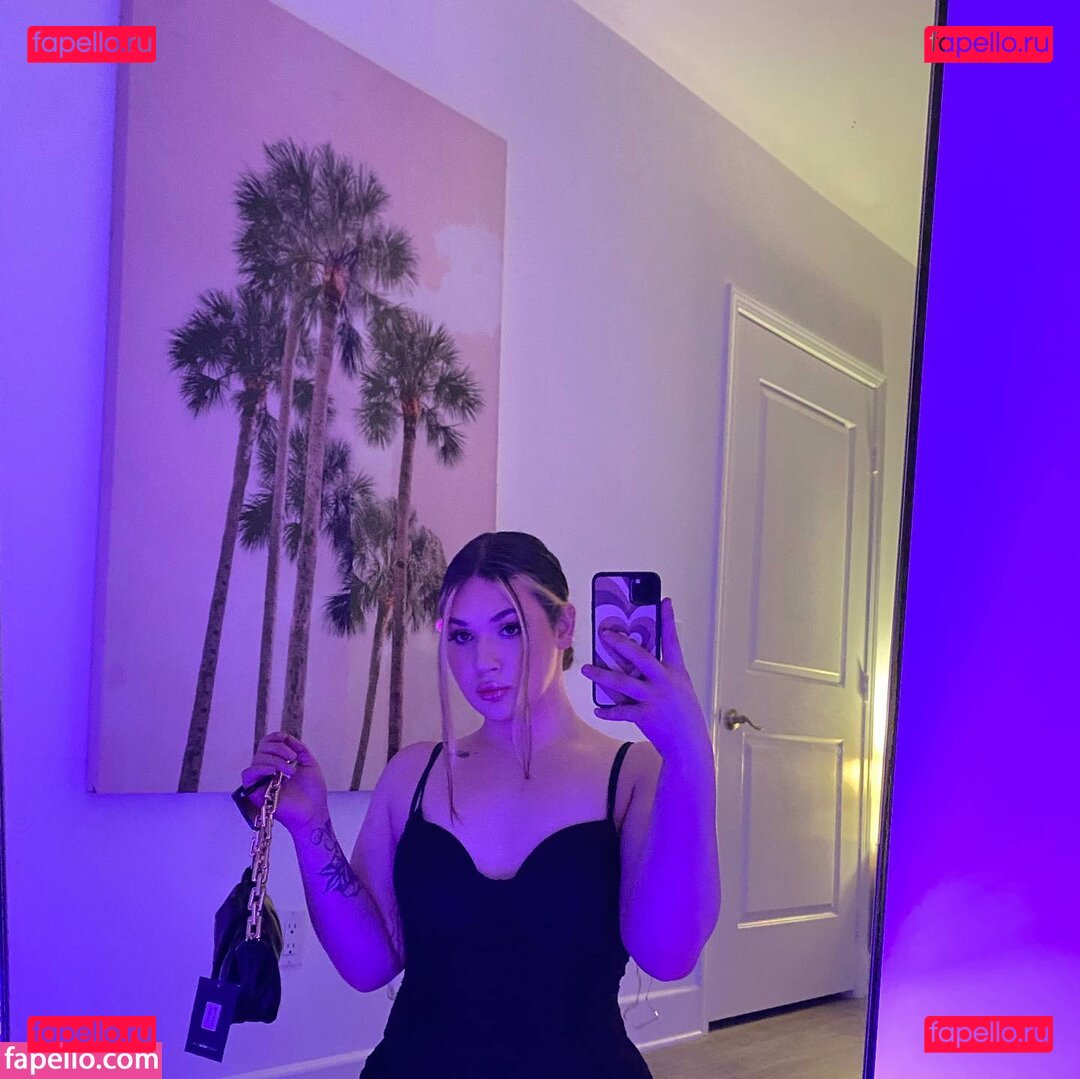 Valencia / maiaclayre / tsvalencia Onlyfans Photo Gallery 