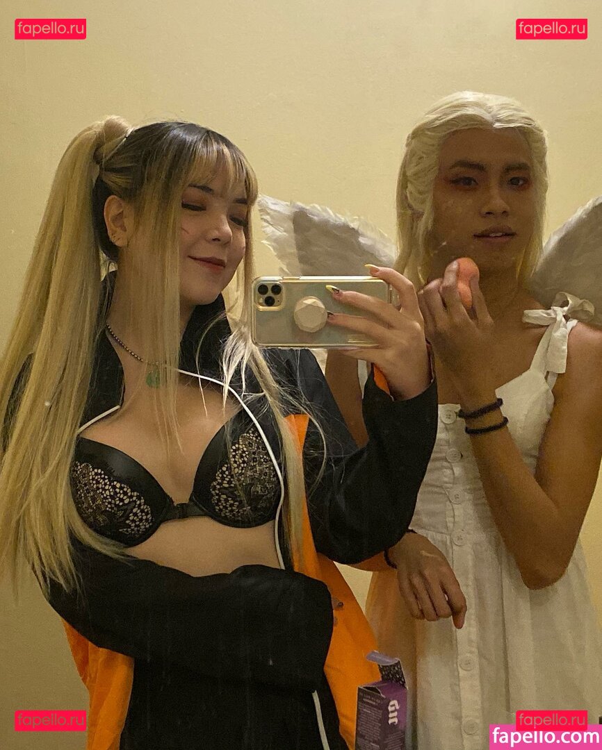 Michelle Sun / eggtardy Onlyfans Photo Gallery 