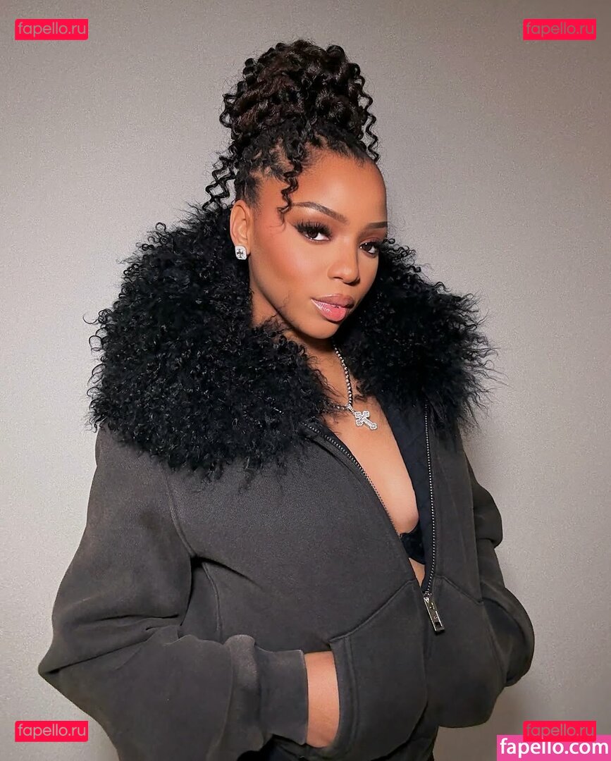 Chloe Bailey / chloebailey / chloebaileyofficial / chloebaileywashere / chloebaileyyy / https: Onlyfans Photo Gallery 