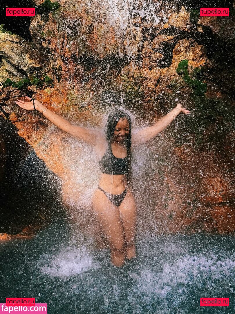 Chloe Bailey / chloebailey / chloebaileyofficial / chloebaileywashere / chloebaileyyy / https: Onlyfans Photo Gallery 