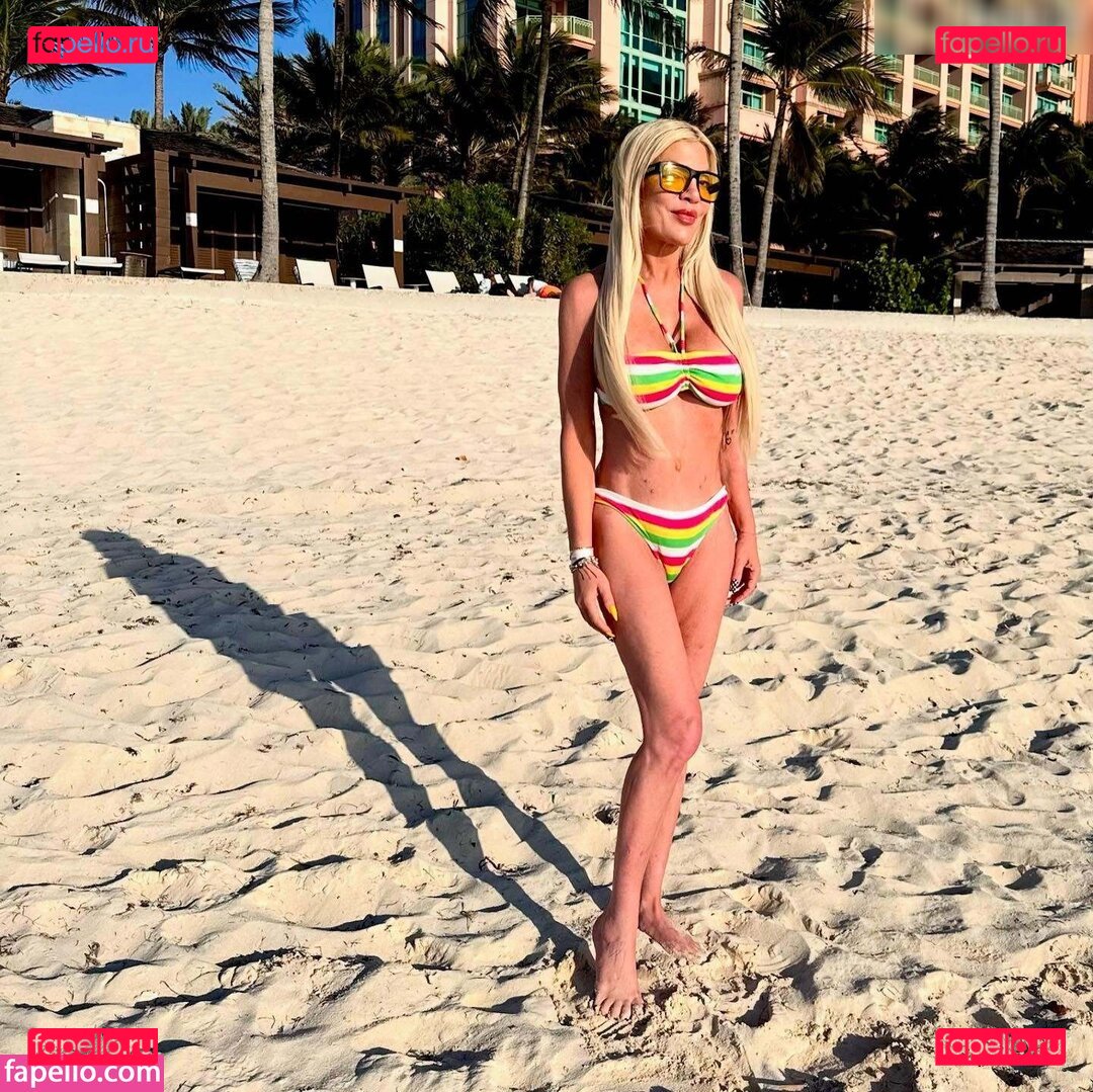 Tori Spelling / torispelling Onlyfans Photo Gallery 