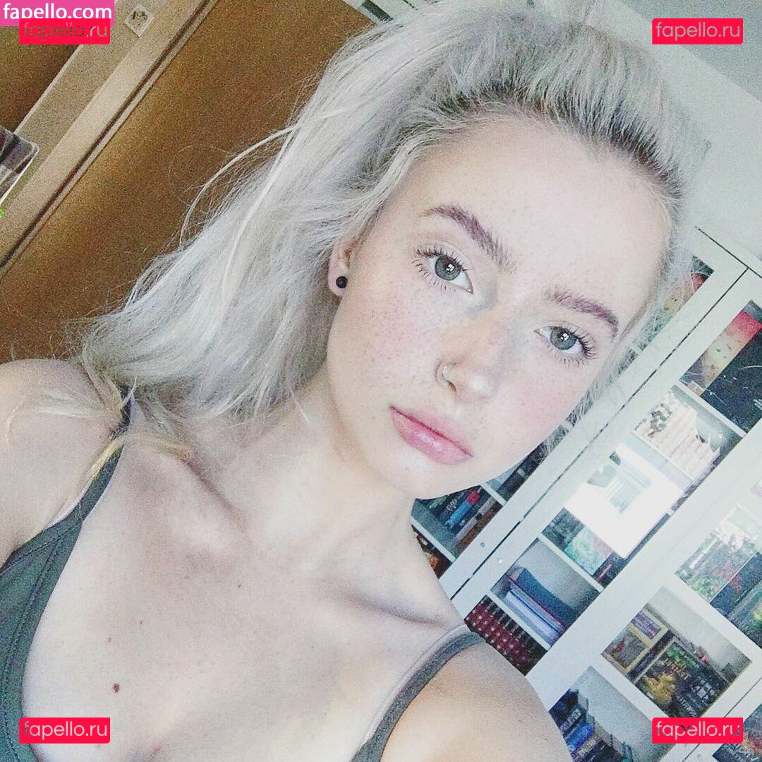 badboyblues / caelynmathews Onlyfans Photo Gallery 