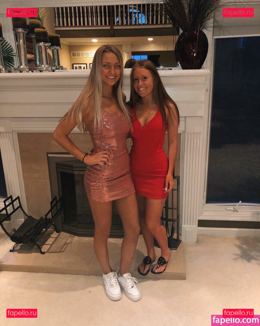 Sydney Thomas / iamsydneythomas / sydneythomasxxx Onlyfans Photo Gallery 