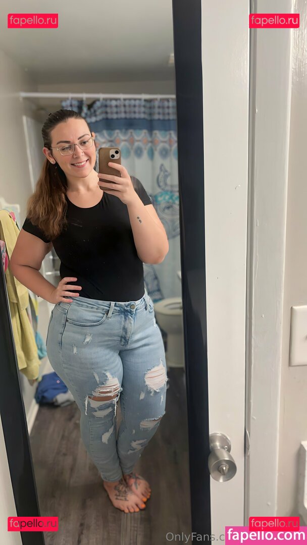 leeleexo__ / leeleexxxo Onlyfans Photo Gallery 