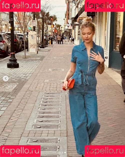 Grace VanderWaal / gracevanderwaal Onlyfans Photo Gallery 