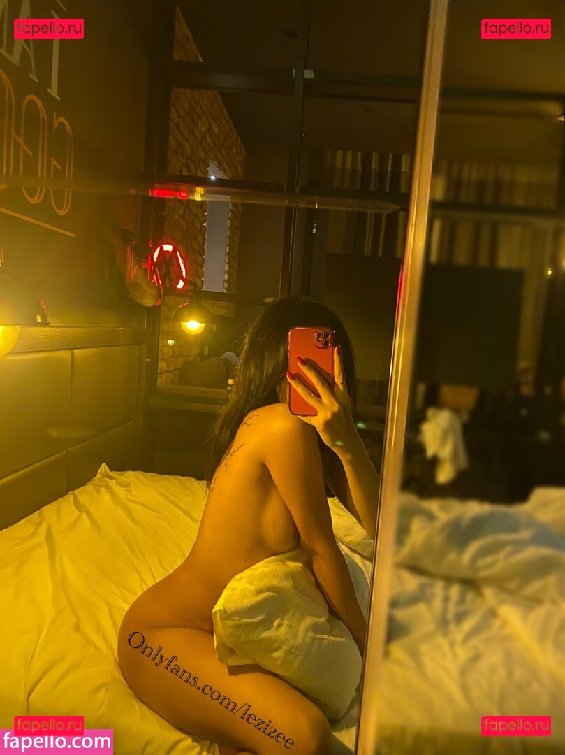 lezize / lezizefree Onlyfans Photo Gallery 
