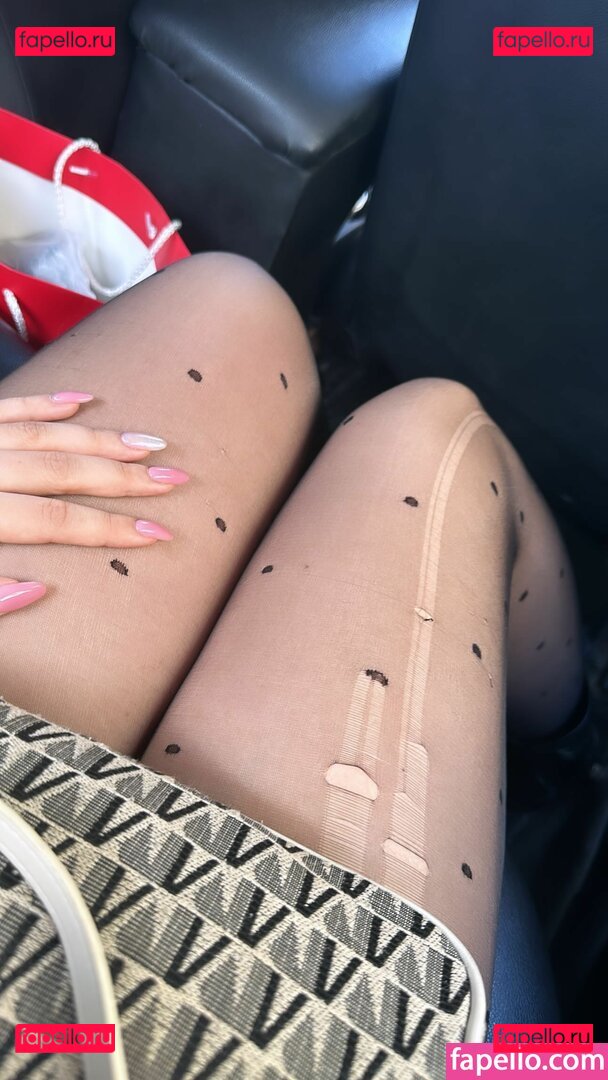 lezize / lezizefree Onlyfans Photo Gallery 