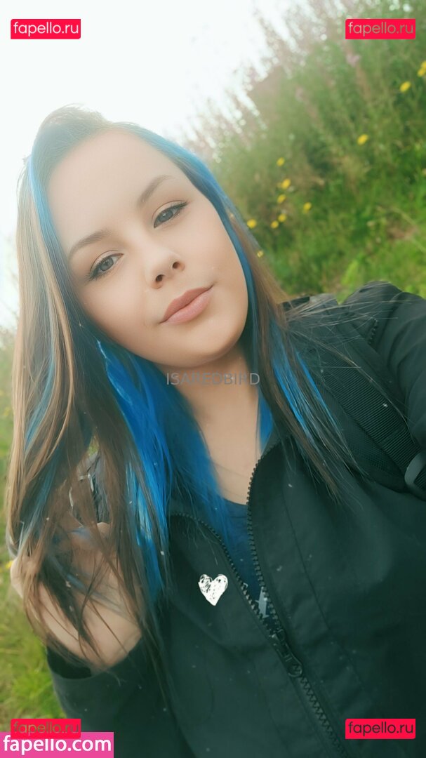 isaredbird Onlyfans Photo Gallery 