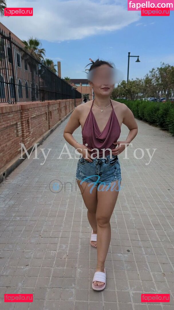 myasiantoy Onlyfans Photo Gallery 