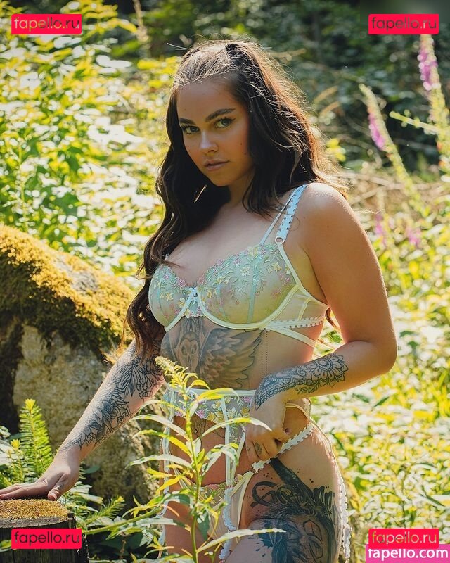 Tizeax / khaleesiwhite / tizeax1 Onlyfans Photo Gallery 