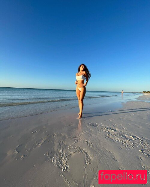 vstephani / vstephaniofficial Onlyfans Photo Gallery 