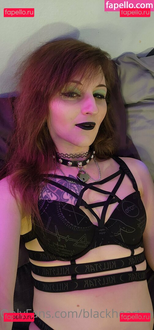 blackheartsora / kuro.cupcake Onlyfans Photo Gallery 