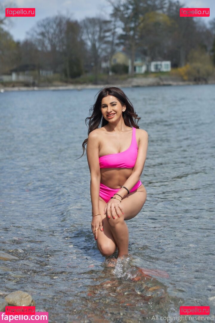 Meetii Kalher / https: / meetiikalher / surleen Onlyfans Photo Gallery 