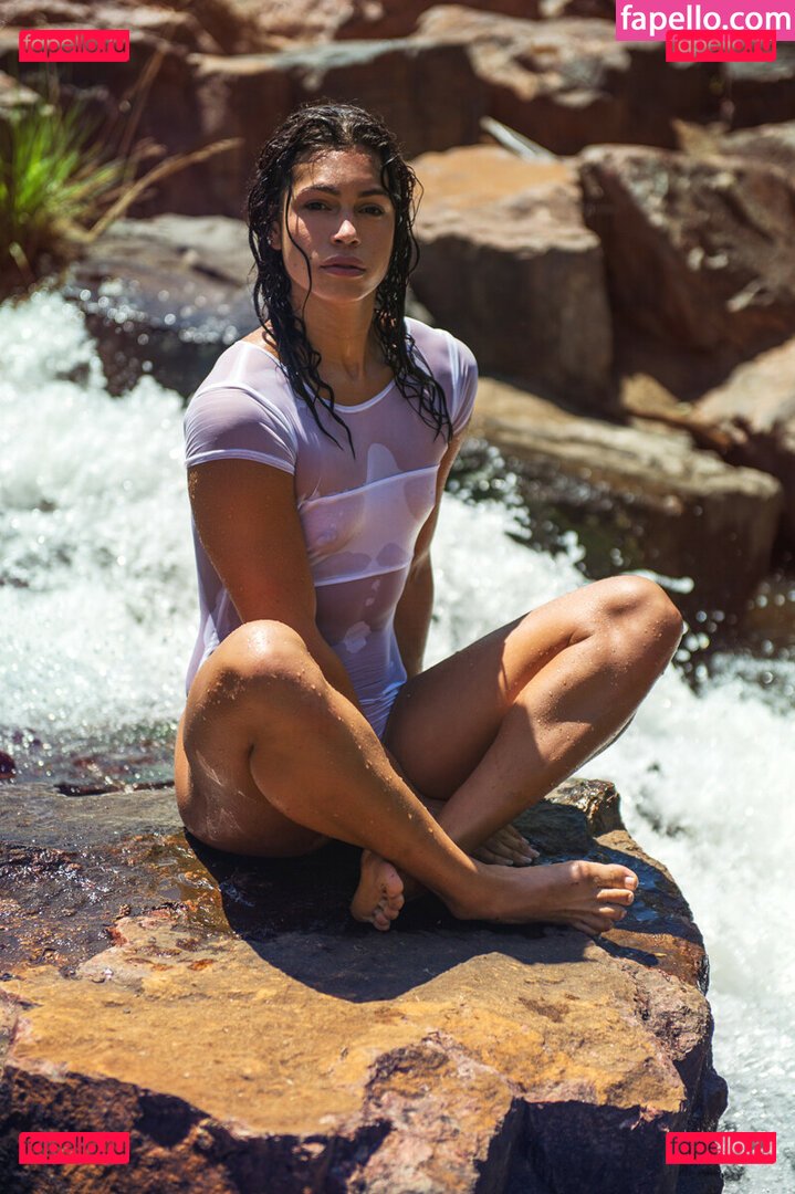 alwayssomewhere / mowdegrasse Onlyfans Photo Gallery 