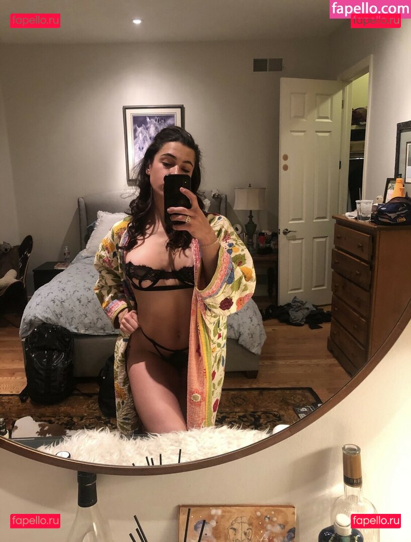 alwayssomewhere / mowdegrasse Onlyfans Photo Gallery 