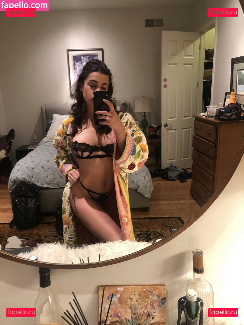 alwayssomewhere / mowdegrasse Onlyfans Photo Gallery 