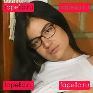 Broken Evva / EvvaLion / Evvacast / Evvafeet Onlyfans Photo Gallery 