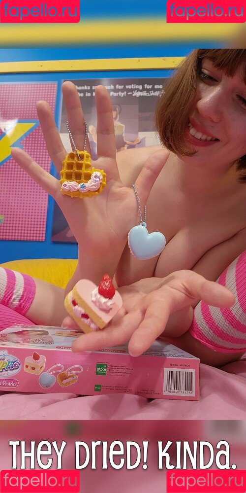 Lety Does Stuff / LetyDoesStuff Onlyfans Photo Gallery 