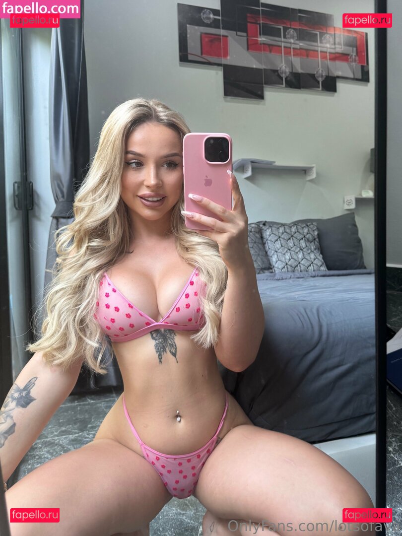 lotsofava Onlyfans Photo Gallery 