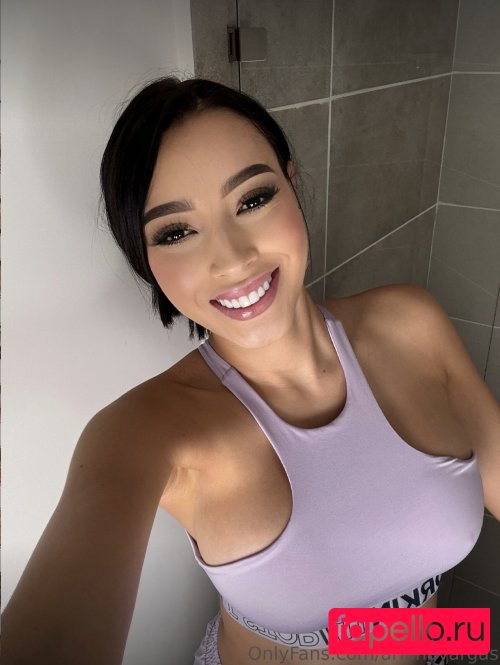 arianavargas Onlyfans Photo Gallery 