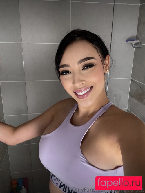 arianavargas Onlyfans Photo Gallery 
