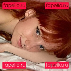 Anniee.red / anieee.red Onlyfans Photo Gallery 