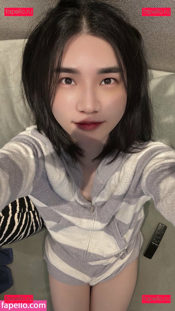 coco 🇰🇷 / coco.cox / cocosiz / cocosiz0 Onlyfans Photo Gallery 