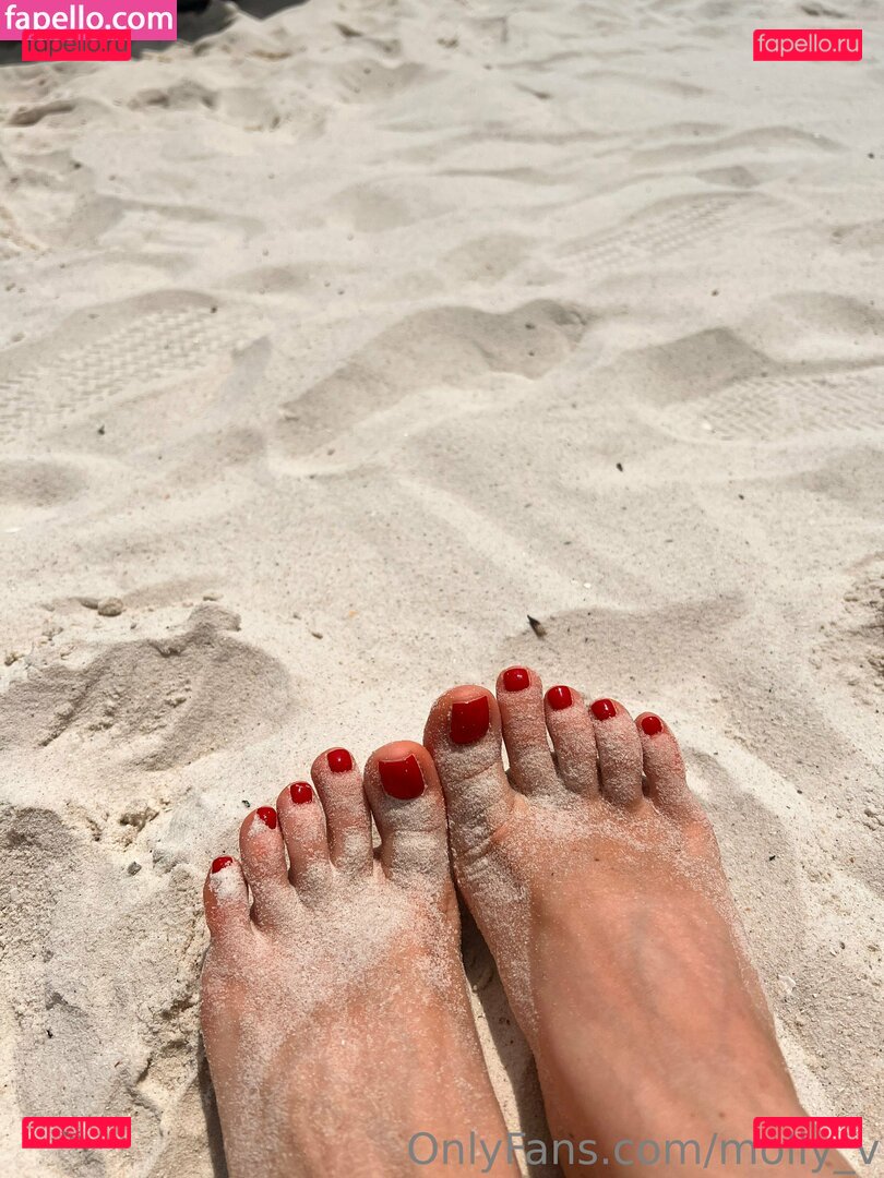 molly.v_ / molly_v Onlyfans Photo Gallery 