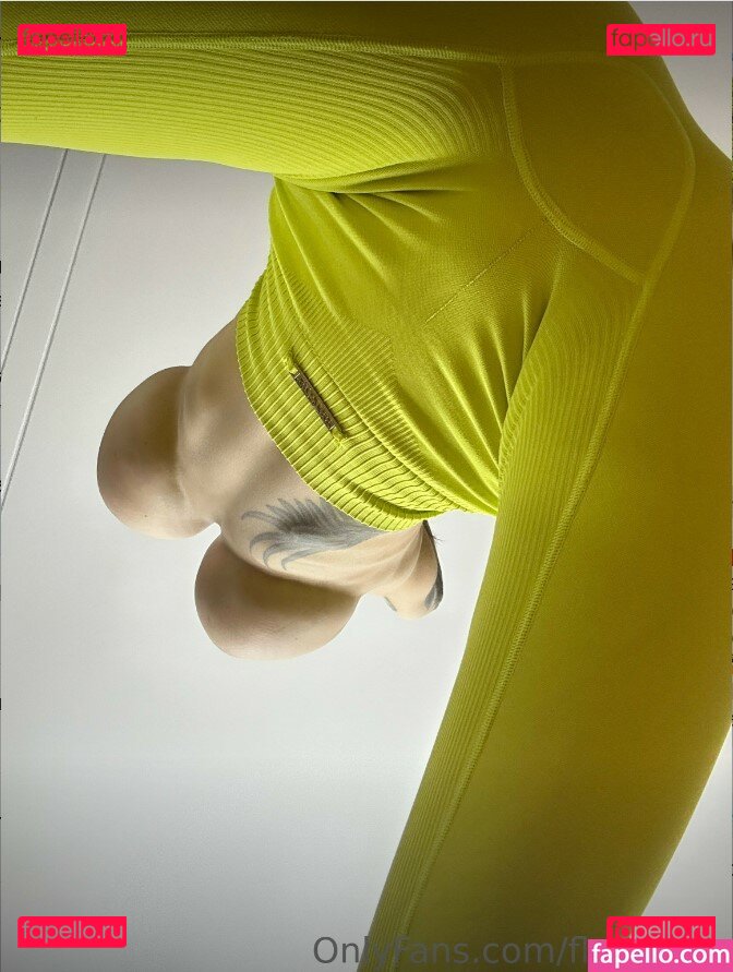 Flexy Amy / flexyamy / itsflexyamy Onlyfans Photo Gallery 