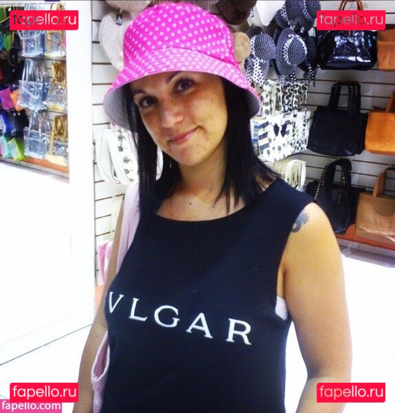 Meloncitooo / Meloncitooo Love / micantonicelli Onlyfans Photo Gallery 