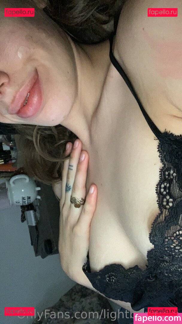 lightbunny_x / x_littlebunny_x Onlyfans Photo Gallery 