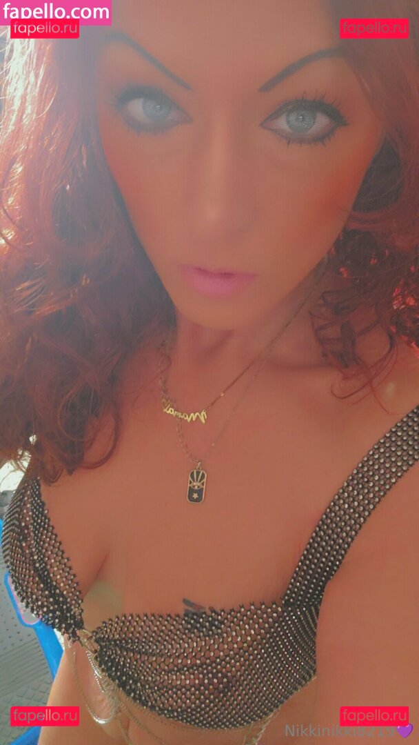 nikkinikki8219 Onlyfans Photo Gallery 