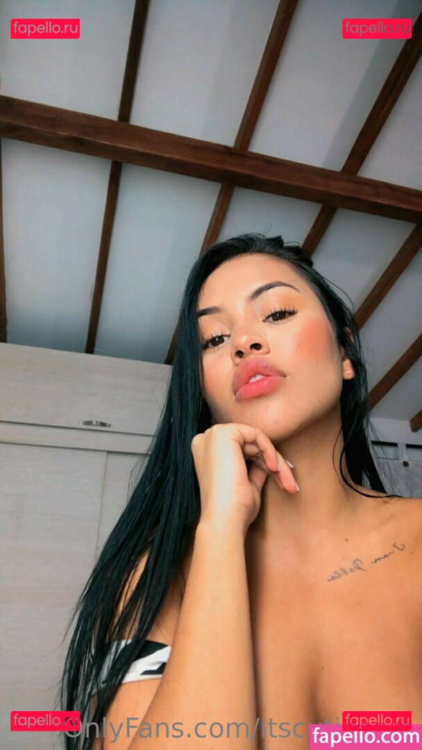 itssarahdotcom_ / itsthesaracutie Onlyfans Photo Gallery 