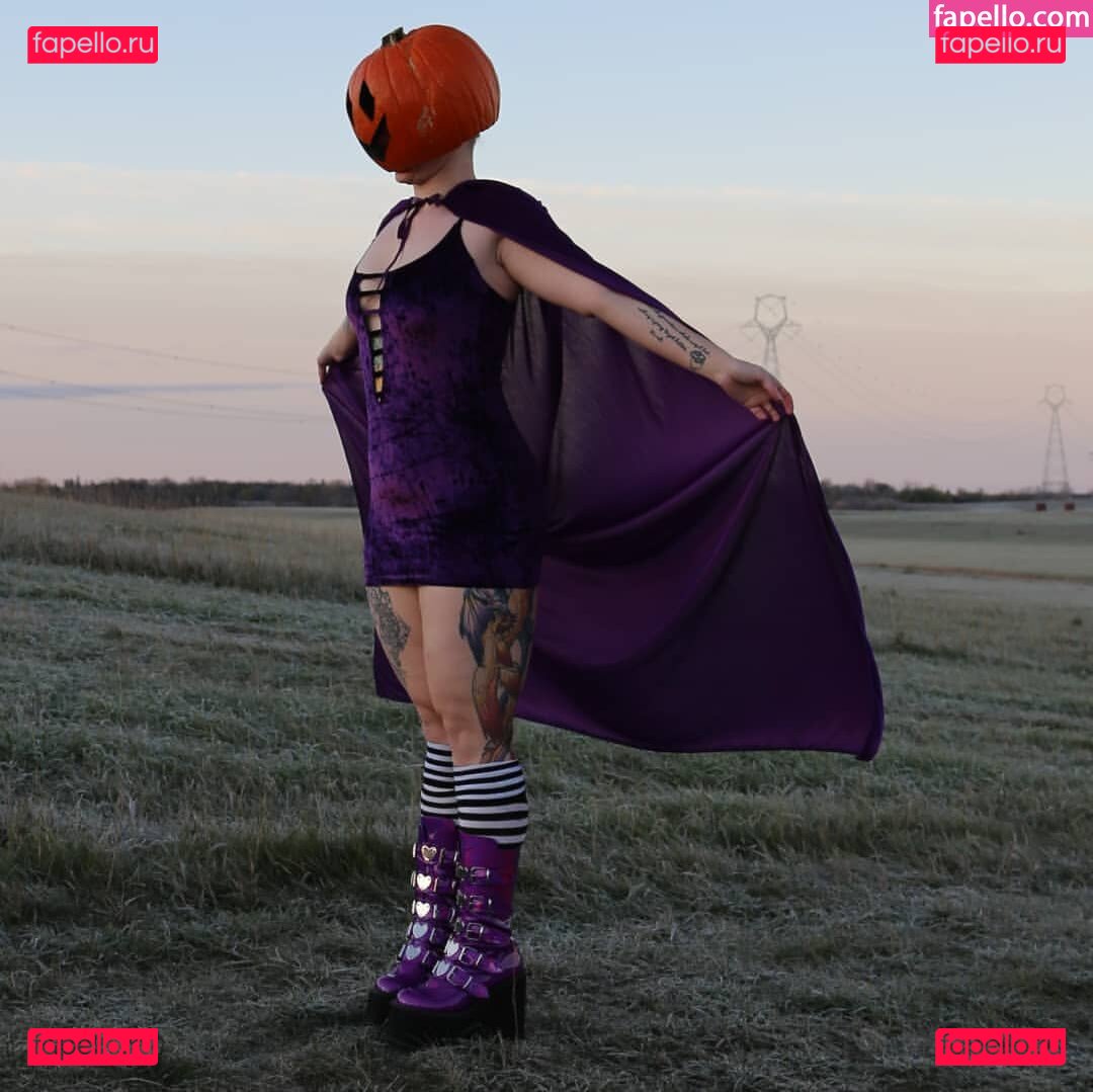 Sierra Pine / https: / sierra.x.pine Onlyfans Photo Gallery 