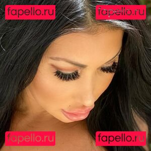 August Taylor / augusttaylorxxx / itsaugusttaylor Onlyfans Photo Gallery 