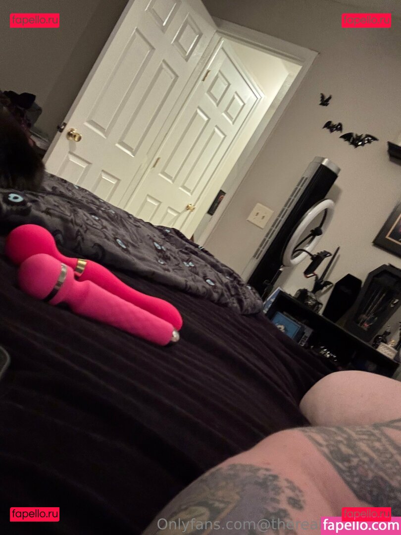 gloryalfonzov / therealgloryfoxxx Onlyfans Photo Gallery 