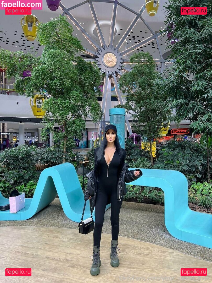 mari.mis / mis.mari726829 Onlyfans Photo Gallery 