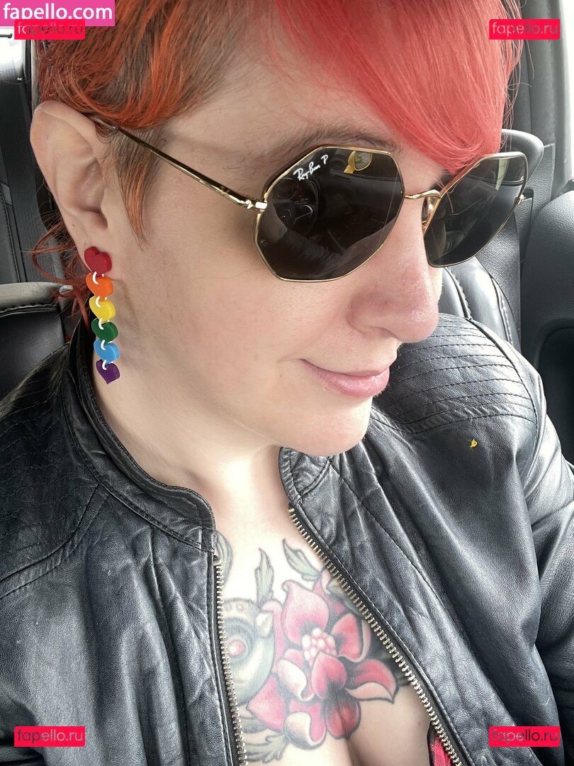 PushingUpRoses / https: / pushinuproses / roseanders Onlyfans Photo Gallery 