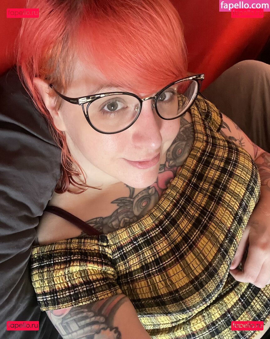 PushingUpRoses / https: / pushinuproses / roseanders Onlyfans Photo Gallery 