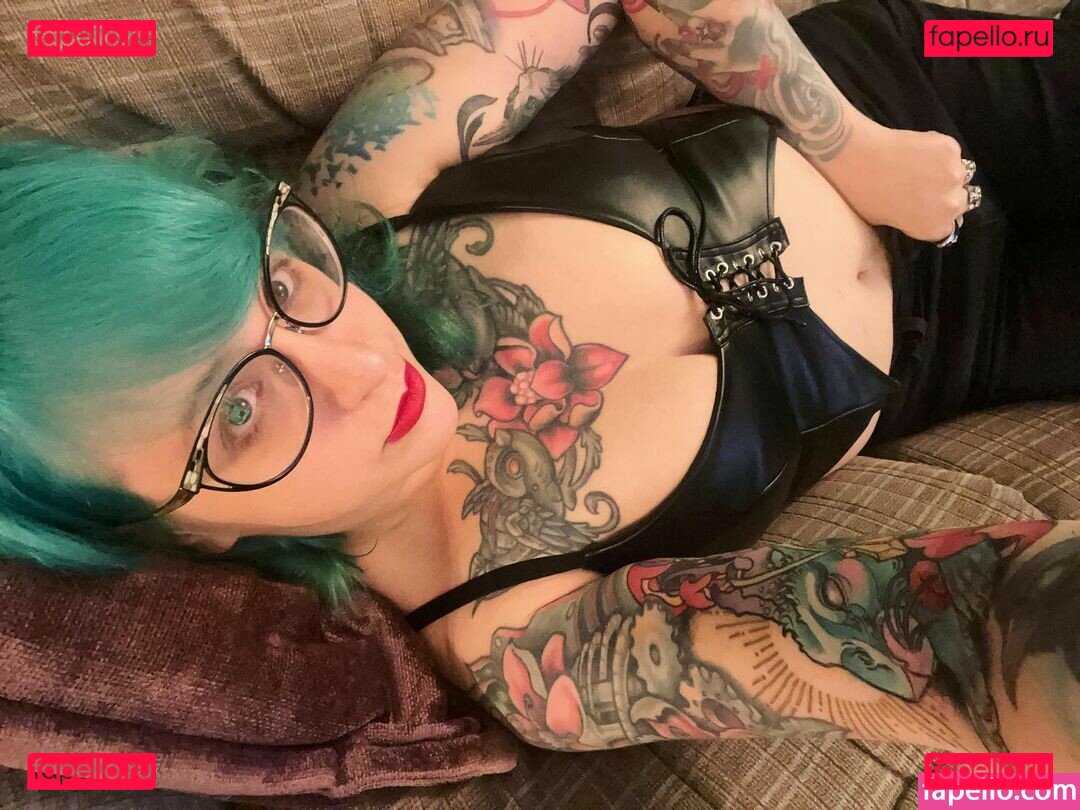 PushingUpRoses / https: / pushinuproses / roseanders Onlyfans Photo Gallery 