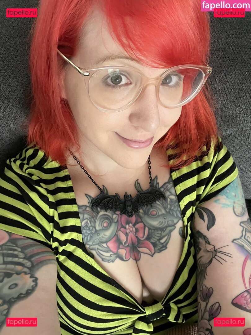 PushingUpRoses / https: / pushinuproses / roseanders Onlyfans Photo Gallery 