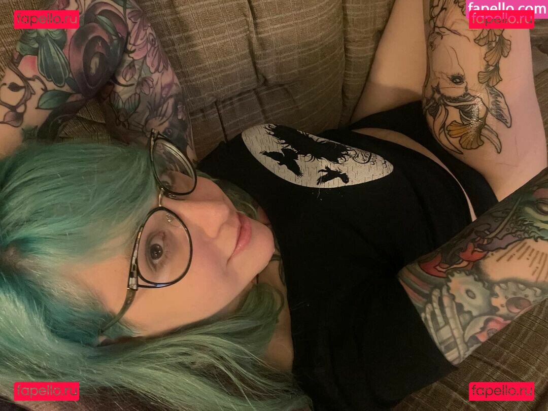 PushingUpRoses / https: / pushinuproses / roseanders Onlyfans Photo Gallery 