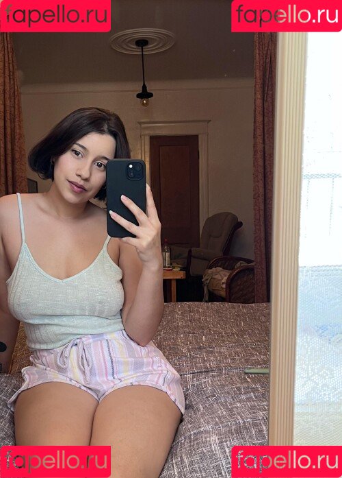 vymysela Onlyfans Photo Gallery 