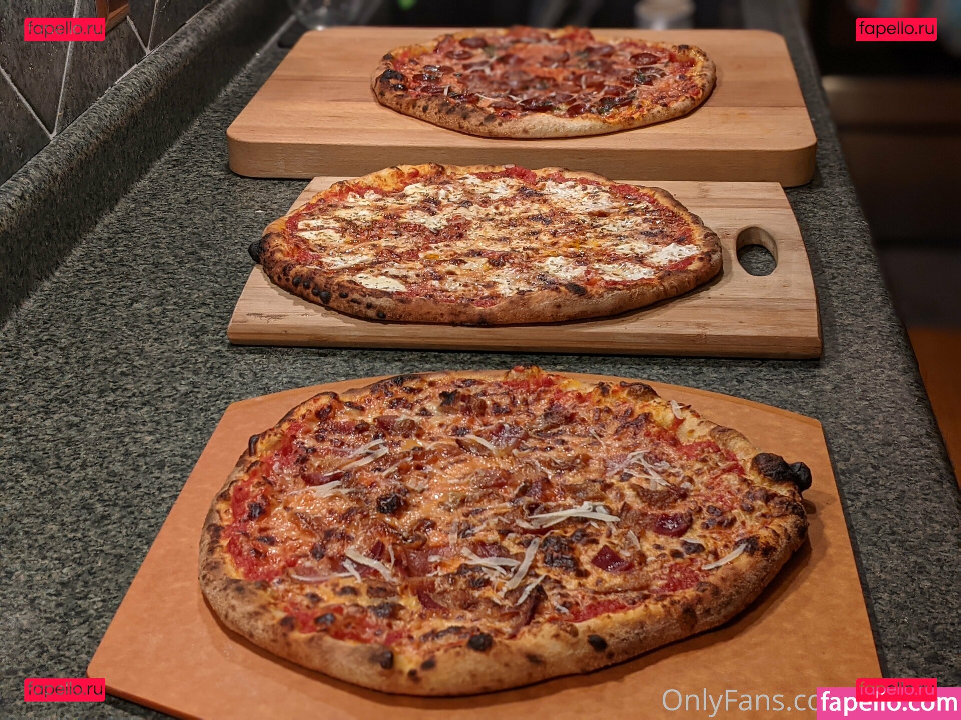 gutchan / gutfuzz Onlyfans Photo Gallery 