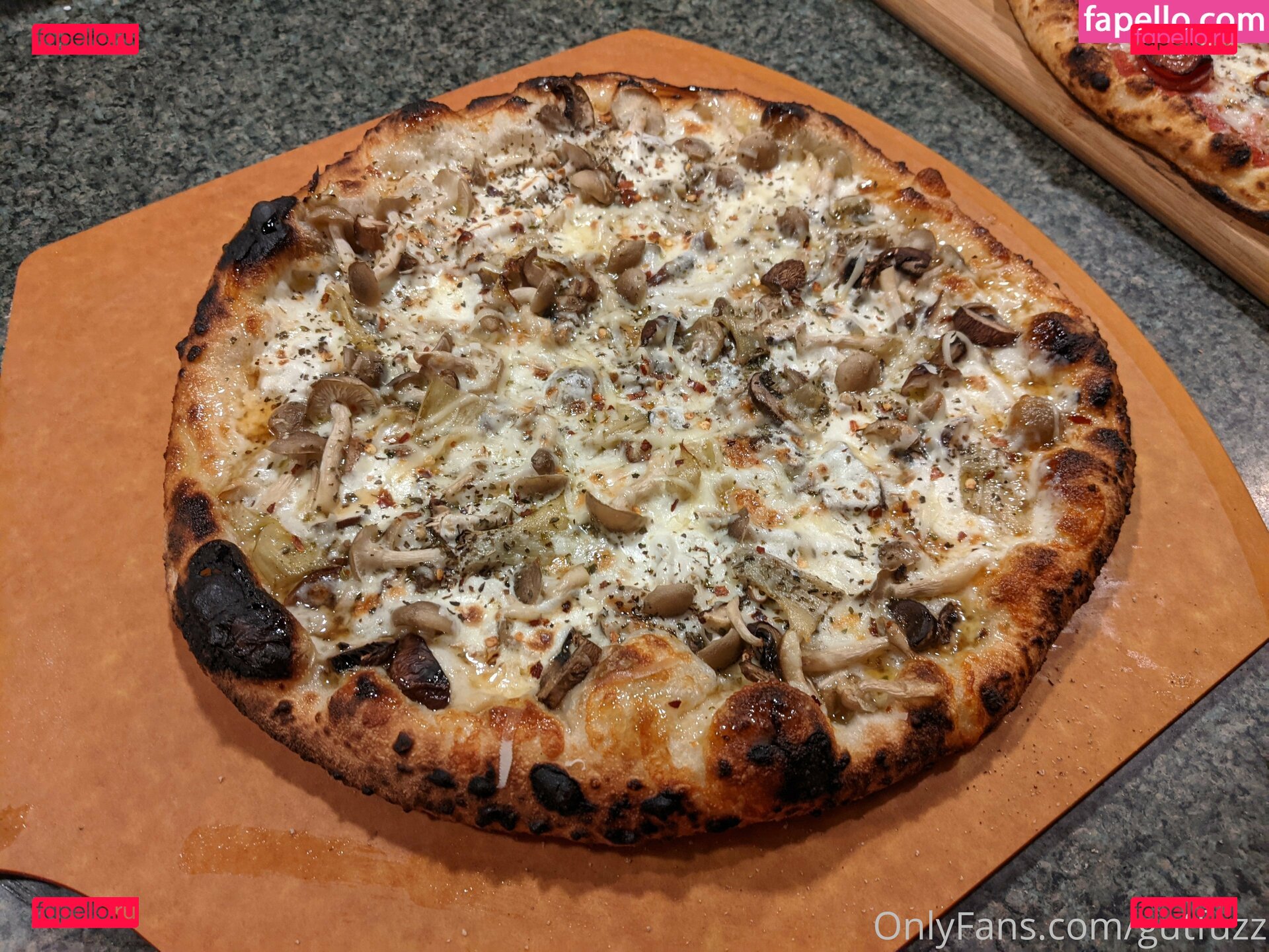 gutchan / gutfuzz Onlyfans Photo Gallery 