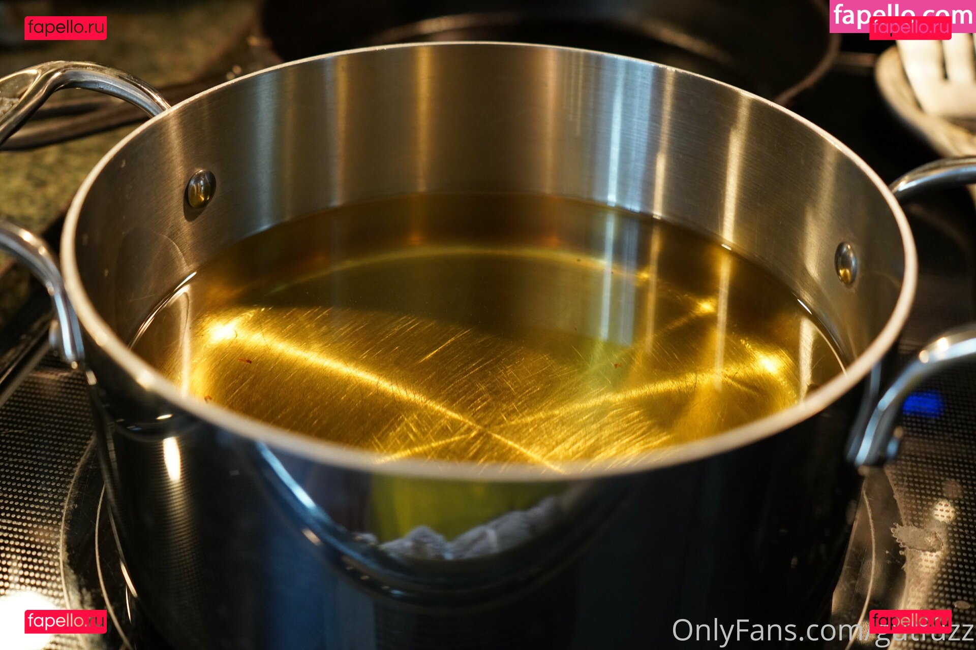 gutchan / gutfuzz Onlyfans Photo Gallery 